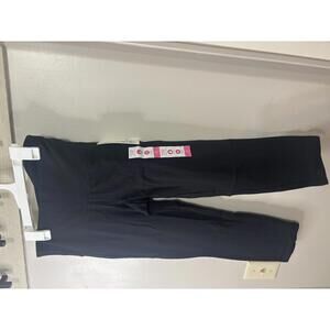 Utopia Women's Hi-Rise Capri Leggings - Black - Size Small